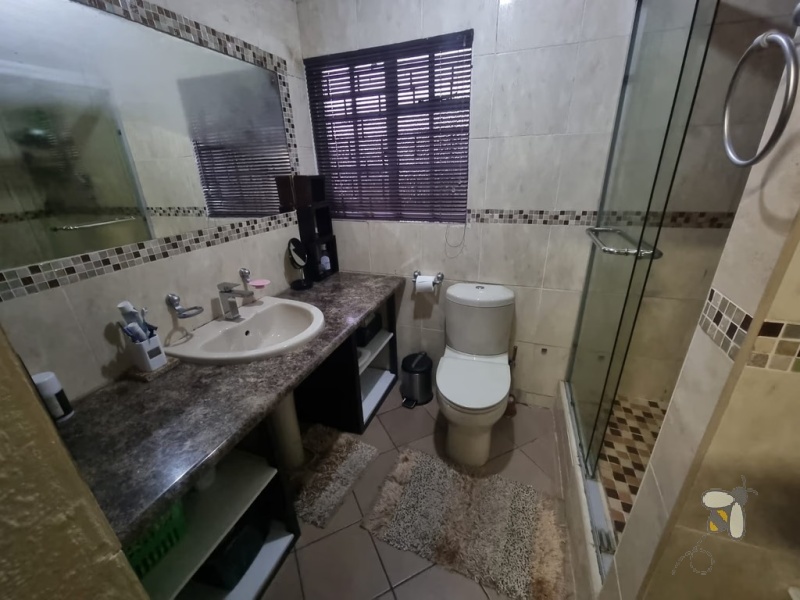Secunda, modern home for sale, 4 bedroom house, large stand, walk-in closet, flatlet, rental income, inverter system, water tank, four carports, appliances included.