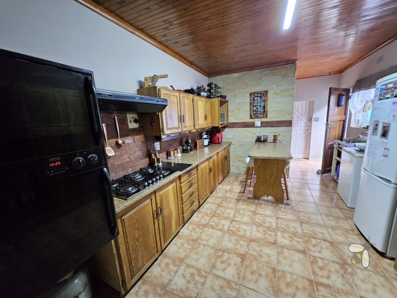 Meyerville, 4 bedroom house for sale, dream home, man cave, swimming pool, gas hob, diesel generator, water tanks, water backup, double garage, modern kitchen.