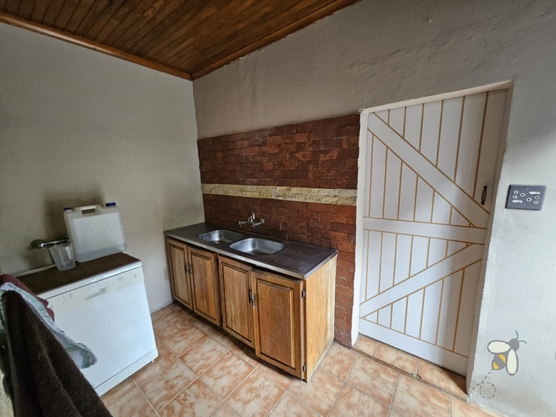 Meyerville, 4 bedroom house for sale, dream home, man cave, swimming pool, gas hob, diesel generator, water tanks, water backup, double garage, modern kitchen.