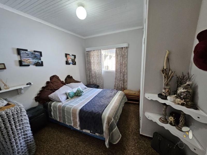 Meyerville, 4 bedroom house for sale, dream home, man cave, swimming pool, gas hob, diesel generator, water tanks, water backup, double garage, modern kitchen.