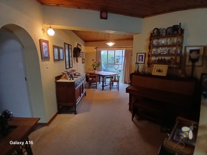 Vaalpark, Sasolburg, 3 bedroom house for sale, borehole, swimming pool, safety net, study room, home office, double garage, alarm system, CCTV cameras, pre-paid electricity.