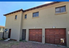 Secunda Central, 4 bedroom double storey house for sale, luxury living, walk-in closet, gas stove, electric oven, walk-in pantry, built-in braai, double garage storage, modern masterpiece.