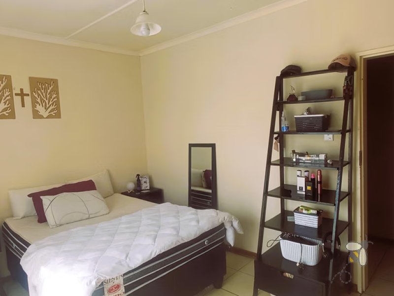 Meyerville house for sale, 4 bedroom family home, house near school, open plan living, double garage, water tank, propertyhive