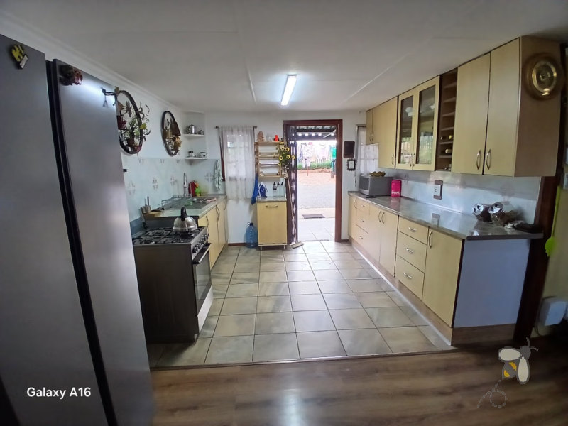 Vaaloewer, 3 bedroom home, solar system, swimming pool, gas geyser, riverside town, move-in ready, energy efficient, secure parking