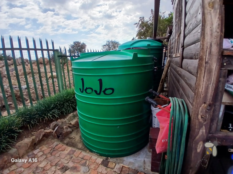 Vaaloewer, 3 bedroom home, solar system, swimming pool, gas geyser, riverside town, move-in ready, energy efficient, secure parking