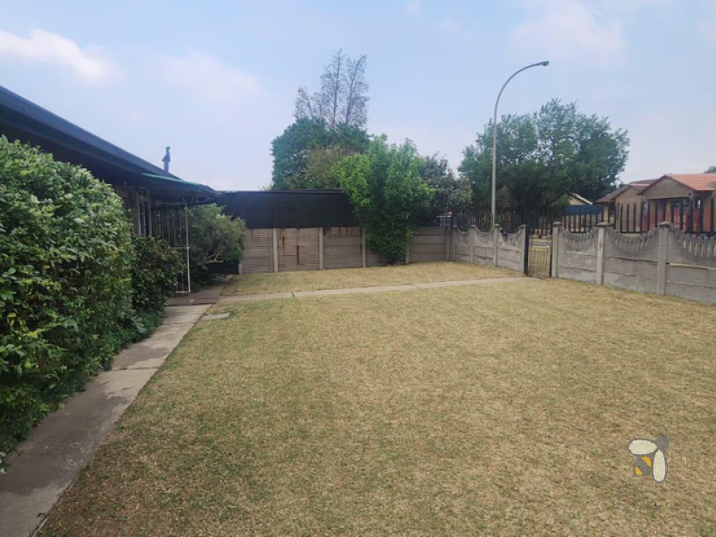 Kriel house for sale, 4 bedroom house, dual living potential, two kitchens, multiple living areas, entertainment space, family home, propertyhive