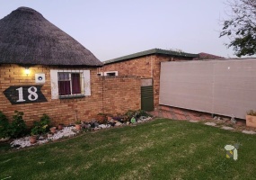Kriel house for sale, 4 bedroom house Kriel, home with flatlet Kriel, property with pool Kriel, inverter system home