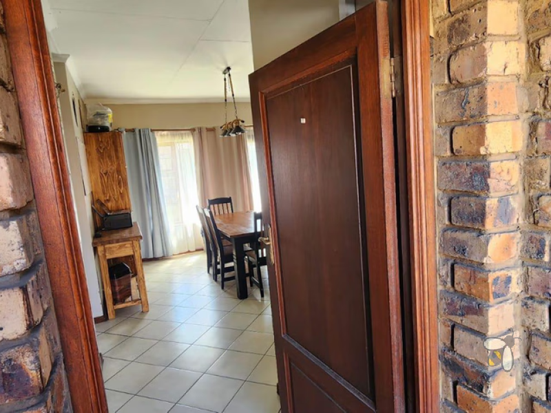 Kriel townhouse for sale, 3 bedroom townhouse, solar power, backup water tanks, secure, energy efficient, built-in braai, double garage, R1,260,000