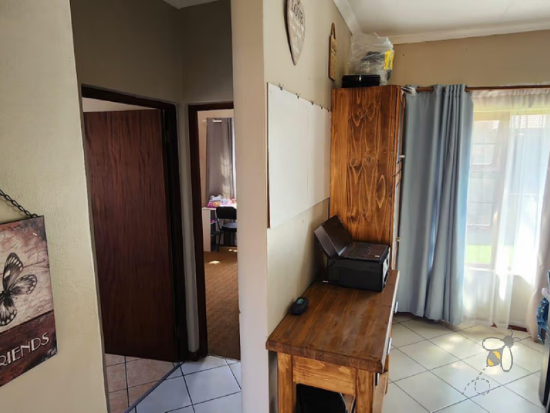 Kriel townhouse for sale, 3 bedroom townhouse, solar power, backup water tanks, secure, energy efficient, built-in braai, double garage, R1,260,000