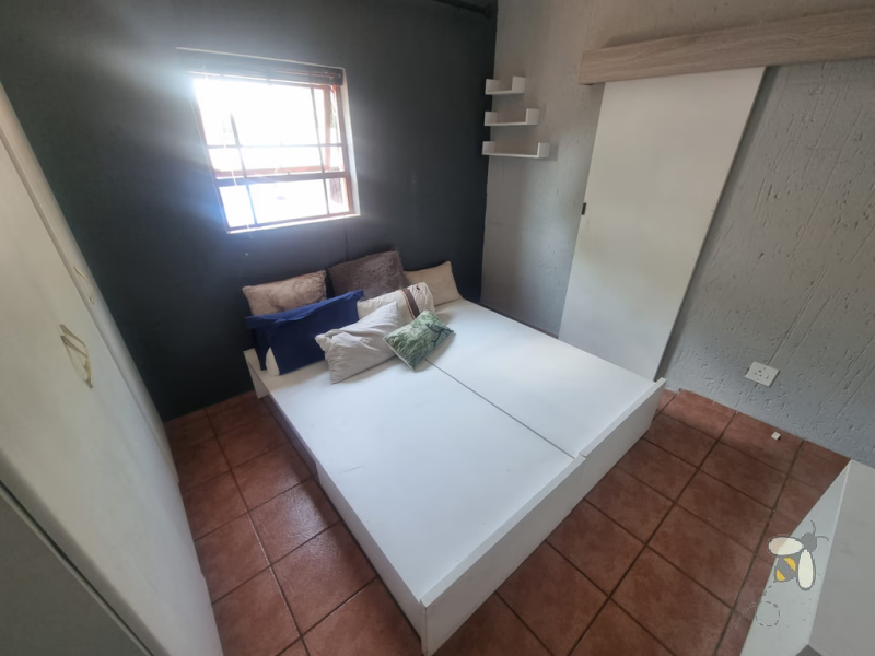 Vaalpark, 3 bedroom townhouse, secure complex, lock-up-and-go, double garage, gas hob, pet friendly, alarm system, Vaalpark property