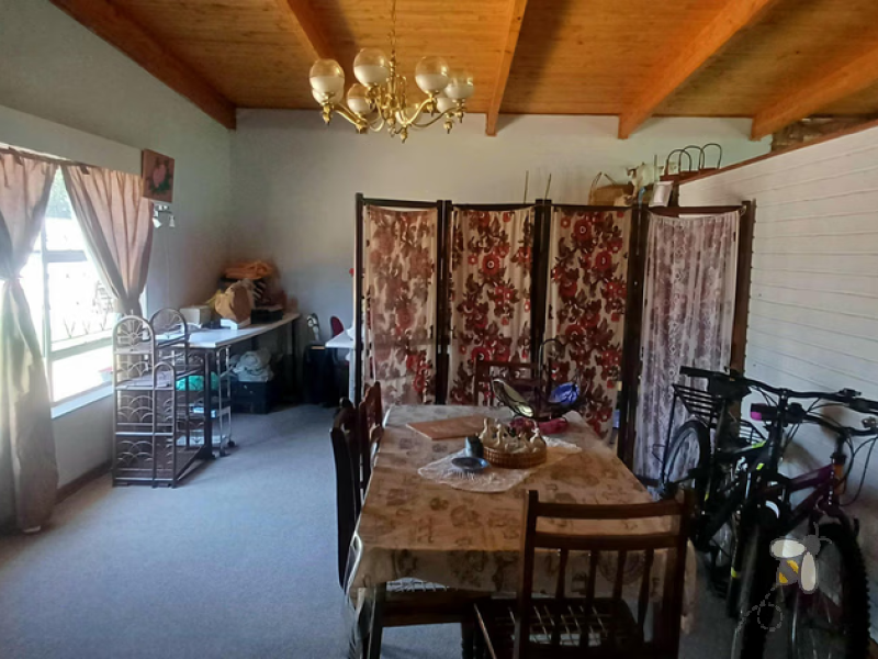 Character property, 3 bedroom, natural light, home office, income potential, double garage, water tank, R1.16M, family home, Standerton