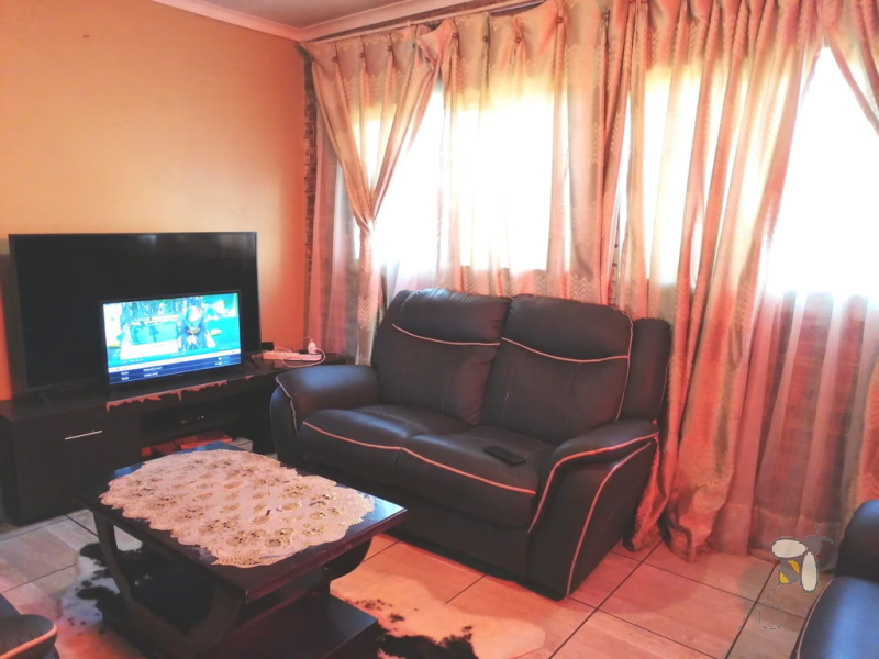 Embalenhle Ext 4 freehold for sale, two houses on one stand, investment property, 5 bedroom, dual rental income, shared carport