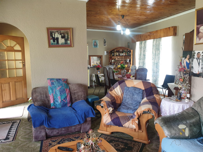 Meyerville house for sale, 3 bedroom house, large stand, established vegetable garden, off-the-grid potential, JoJo tank, property for sale