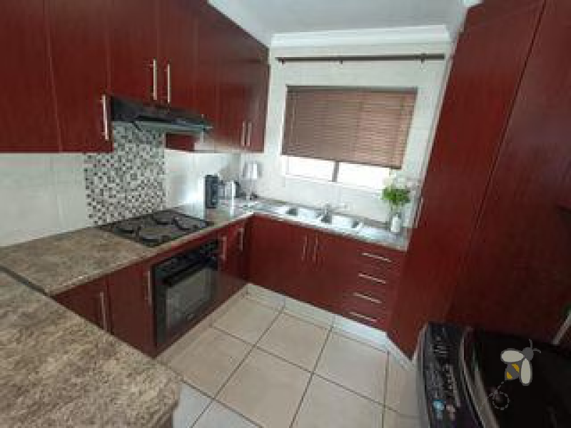 Secunda unit for sale, 2 bedroom unit, pet friendly property, sectional title, modern unit, low levy, Secunda