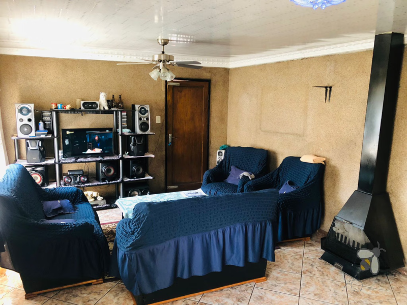 Embalenhle house for sale, Secunda property, 3 bedroom house, secure home, prime location, spacious yard, safe parking