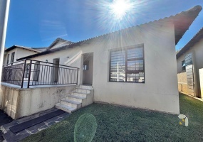 Secunda unit for sale, modern 2 bedroom apartment, secure complex, first-time buyer, low-maintenance property, built-in braai, investment unit