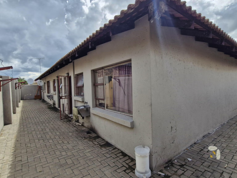 Embalenhle house for sale, two houses for one price, investment property, dual living, rental income, Embalenhle Ext 12, four bedroom