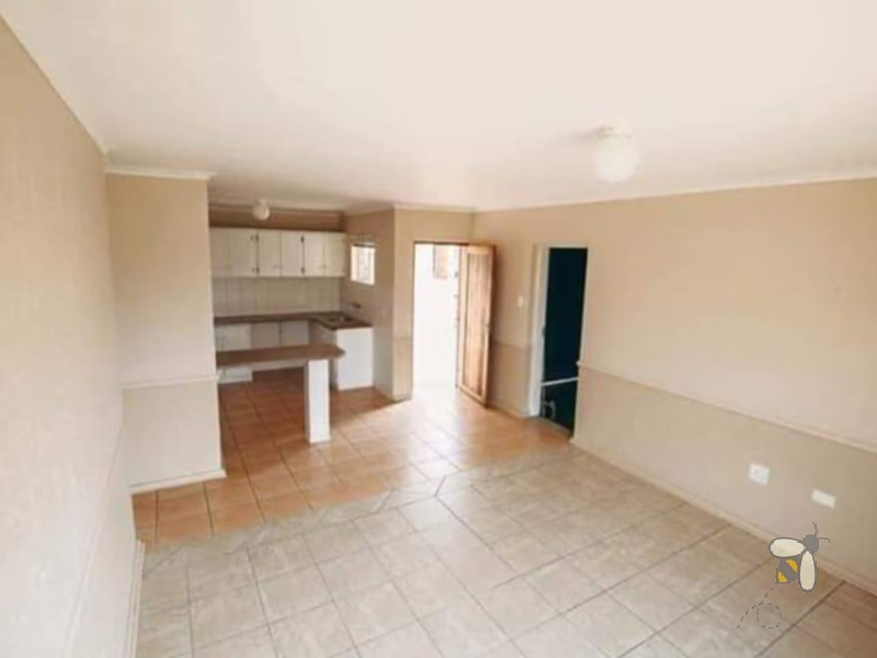 Secunda townhouse for sale, Ext 23, R699000 property, gated estate, no bond fees, no transfer fees, low levy, sectional title, structurally sound, FNB, Standard Bank.