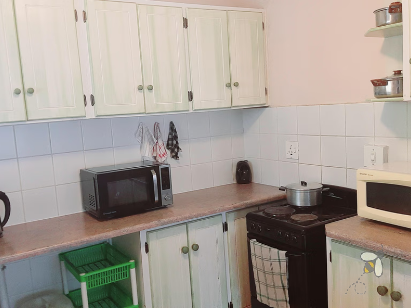 Secunda affordable townhouse for sale, 2 bedroom unit, R699000 property, lock-up garage, beautiful kitchen, first-time buyer, investor, young couple, full bathroom, low levy.