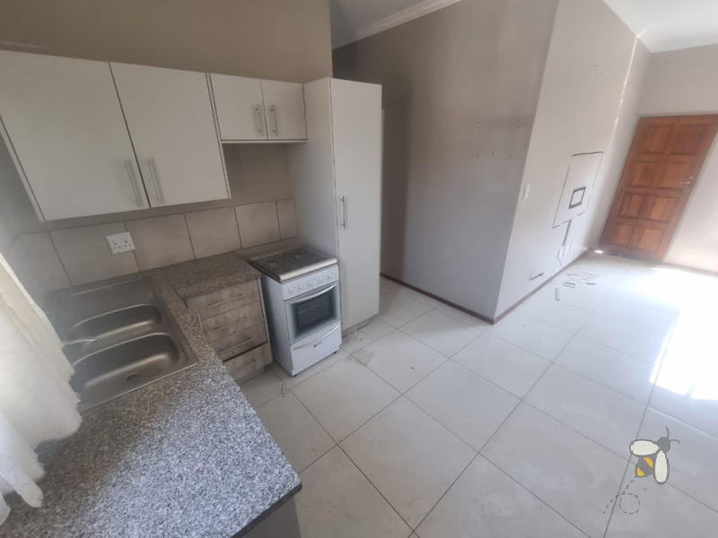 Secunda 3 bedroom house for sale, R699000 property, sole mandate, pet friendly, private yard, gas stove, loadshedding solution, gated estate, face brick, low rates.