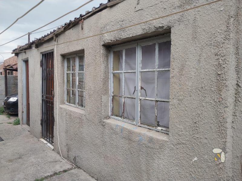 house for sale, 3 bedroom, fixer upper, renovation project, investment property, Embalenhle Ext 5, freehold