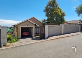 Roodekop Ext.31, Germiston, 3 Bedroom, Property For Sale, Commuter Location, BIC, Tiled, Investment Property, First-Time Buyer, Alberton