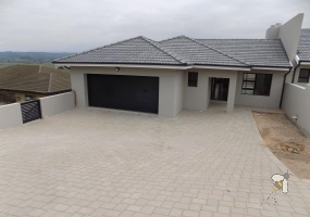 Klein Brak River duet, new home, 3-bedroom, farm views, gas hob, solar geyser, double garage, Fraaiuitsig, Great Brakriver