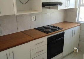 Strand, Apartment, Two Bedroom, Immaculate, Built-in Cupboards, Access Gate, Starter Home, R599000