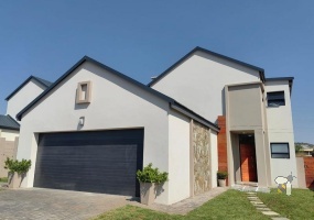 Hartbeespoort, Modern Home, Four Bedroom, Secure Estate, Double Storey, Built-in Braai, Pets Allowed, R2895000
