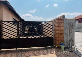 Midrand, 4 Bedroom House, Free Standing, Income Generating Flatlet, Security Estate, Investment Property, Family Home, Modern Finishes