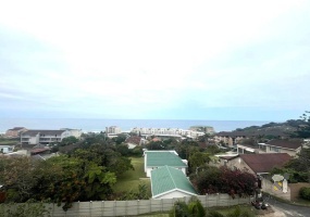 Margate, 2 Bedroom Apartment, Coastal Living, Rooftop Deck, Ocean View, Lock Up And Go, Security Complex, Double Garage, Swimming Pool