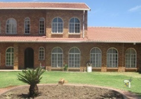 Dalpark, Brakpan, House, For Sale, Large, 5 Bedroom, R1,800,000, Flatlet, Investment