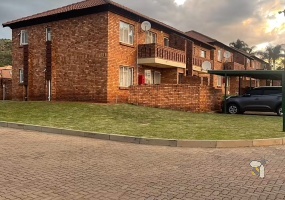 Amandasig Akasia, Apartment, For Sale, Property, R 645 000, 2 Bedroom, Safe Estate