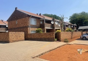 Pretoria, Apartment, For Sale, Property, R 561 000, 2 Bedroom, Security Complex