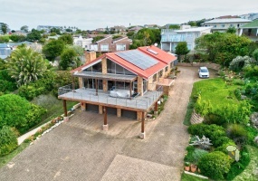 Stilbaai Wes, Goukou River, 4 Bedroom, Off-Grid Solar, Flatlet, Scenic View, Coastal Living.