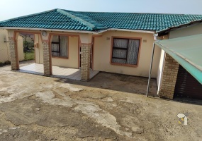 Mthatha Central Mthatha, House, For Sale, Property, R 1 460 000, 5 Bedroom, Flatlet, Income Potential