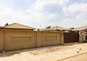 Dawn Park Ext house for sale, Boksburg, three bedroom, Dawn City Estate, modern living, investment opportunity