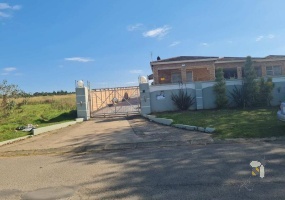 Southernwood, Mthatha, House for sale, 6 Bedroom, Family Home, Property, Real Estate, Eastern Cape, Investment