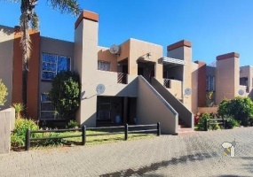 Vanderbijlpark property, apartment for sale, two bedroom, real estate, Vanderbijlpark investment, braai balcony