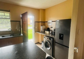 Karenpark, Akasia, apartment for sale, secure living, suburban home, two bedroom, private garden, 24-hour security.