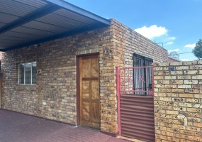 Doornpoort AH rental, 1 bedroom Pretoria North, garden flat Doornpoort, secure rental Pretoria, affordable 1 bed Doornpoort.