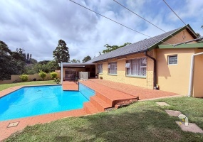2 Glamis Road, Pinetown, Kwazulu-Natal 3610, 3 Bedrooms Bedrooms, 0 ,2 BathroomsBathrooms,House,For Sale,Glamis,0,13184