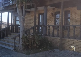 4 A. Albida, Dana Bay, Western Cape, 7 Bedrooms Bedrooms, 0 ,4 BathroomsBathrooms,House,For Sale,A. Albida,0,13193