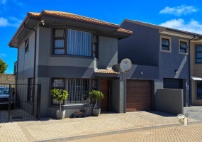Dana Bay, Western Cape, 2 Bedrooms Bedrooms, 0 ,1 BathroomBathrooms,Townhouse,For Sale,Fijnbos Paradijs,88,13205