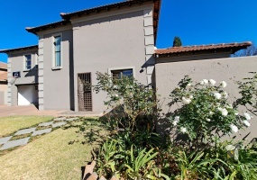 17 Bella Vista Rd, Rynfield, Gauteng 1501, 4 Bedrooms Bedrooms, ,3 BathroomsBathrooms,House,For Sale,Bella Vista,Bella Vista,10135