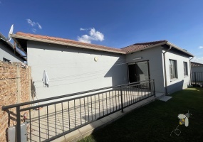 6 Diamant St, Parkrand, Gauteng 1459, 3 Bedrooms Bedrooms, ,2 BathroomsBathrooms,Secure Estate,For Sale,Sawllows Nest,Diamant ,10175