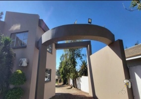 34 Sunnyside Avenue, Westdene, Gauteng 1501, 5 Bedrooms Bedrooms, ,3 BathroomsBathrooms,House,For Sale,Sunnyside Avenue,10176