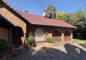 Croydon, Gauteng, 3 Bedrooms Bedrooms, ,2 BathroomsBathrooms,House,For Sale,10220