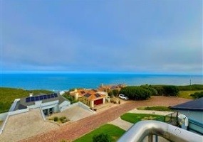 Mossel Bay Golf Estate, house for sale Mossel Bay, 3 bedroom house Golf Estate, coastal real estate Western Cape, Mossel Bay property, Lekker Leef Eiendomme, luxury family home, Garden Route golf estate, secure estate house for sale