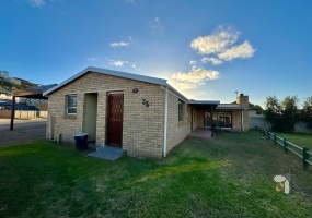 Boland Park house for sale, Mossel Bay property R2.2m, 4 bedroom home Boland Park, coastal family home Mossel Bay, Diaz Beach house Boland Park, Garden Route house for sale, secure Boland Park home, Pet-friendly house Mossel Bay